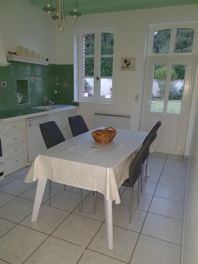 Вилла Domaine Du Rothay Lassay-sur-Croisne Экстерьер фото